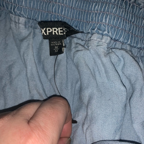 Express dress - Picture 2 of 2